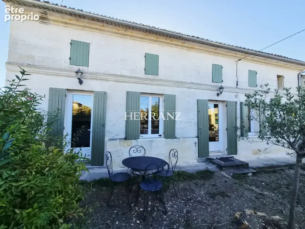 Photo Maison à Coutras au prix de 345 000€