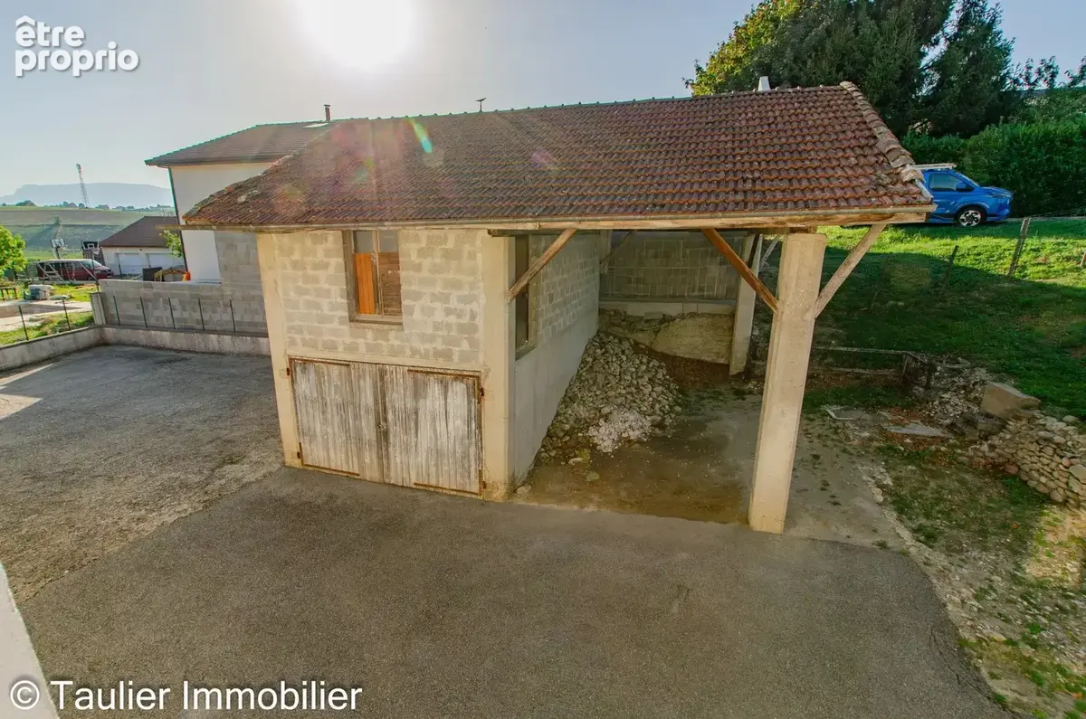 Ancienne ferme avec dépendances - photo 25