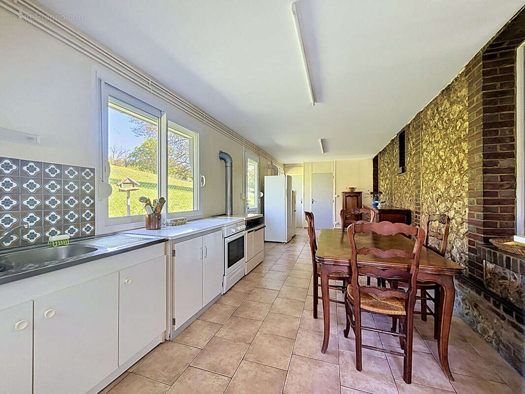 Maison à CORNEVILLE-SUR-RISLE