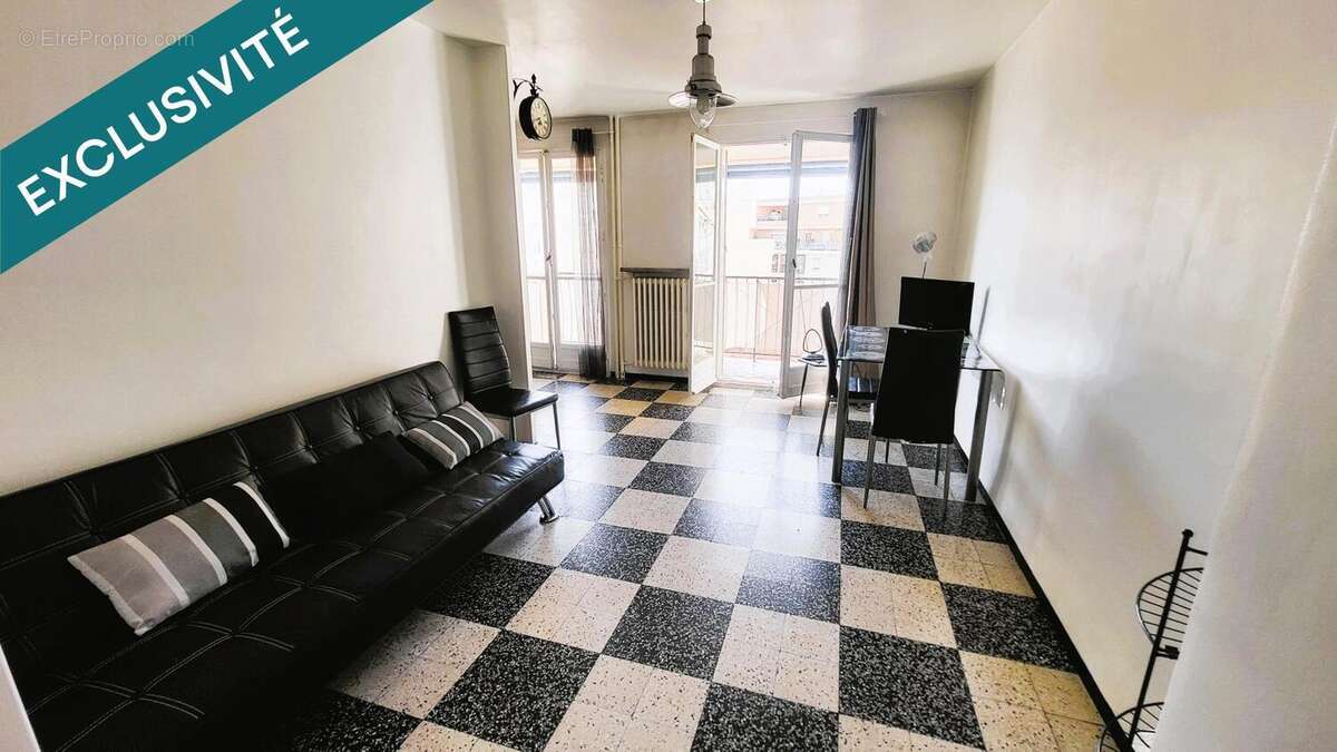 Photo 2 - Appartement à MARSEILLE-2E