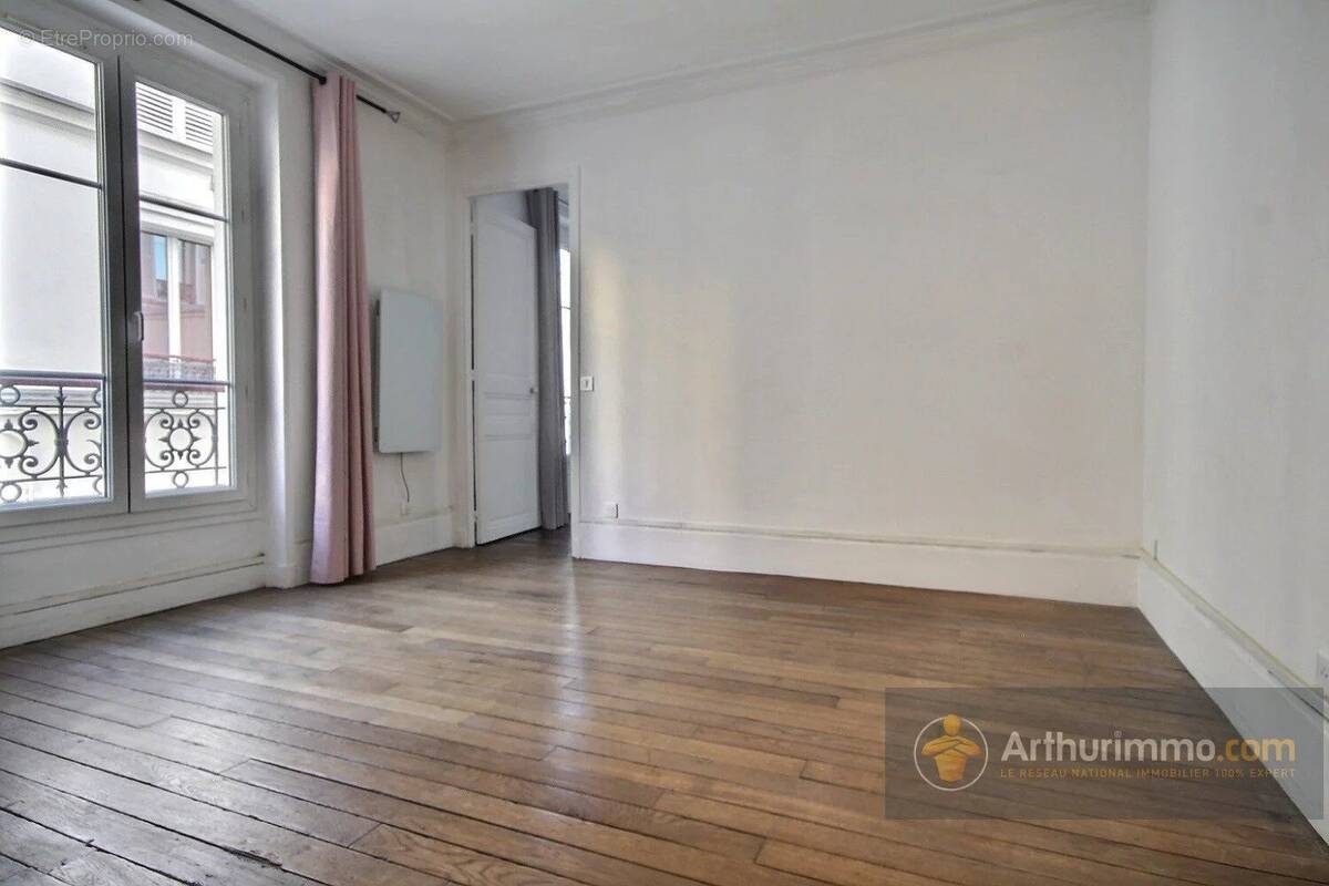 Appartement à PARIS-12E