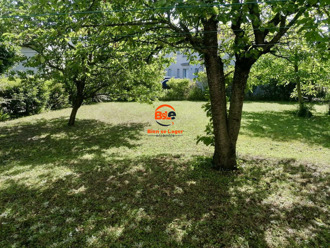 BSLE IMMOBILIER MAISON 4 CHAMBRES 140 M² - Maison à CEBAZAT