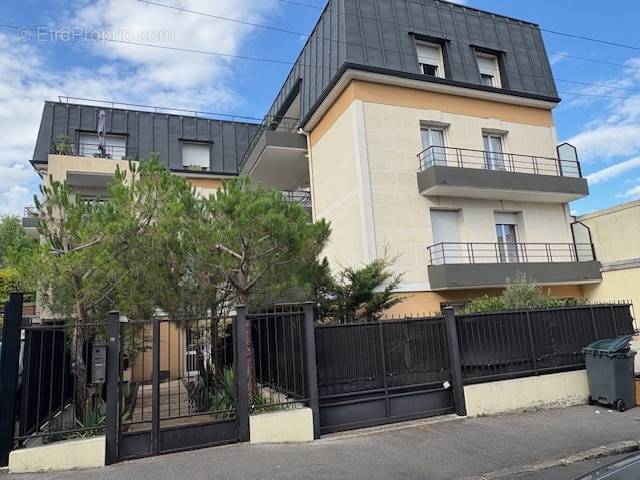Appartement à NEUILLY-PLAISANCE