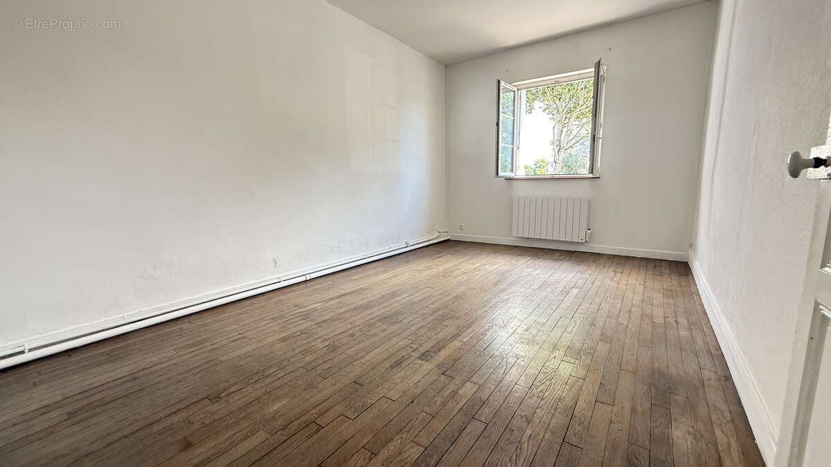 Appartement à SAINT-CYR-SUR-LOIRE