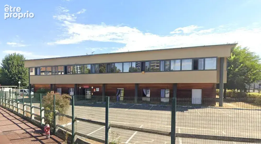 INVESTISSEMENT LOCATIF  Le Blanc-Mesnil  Résidence d'Affaires Logely Residis - 6,29% de rentabilité - photo 12
