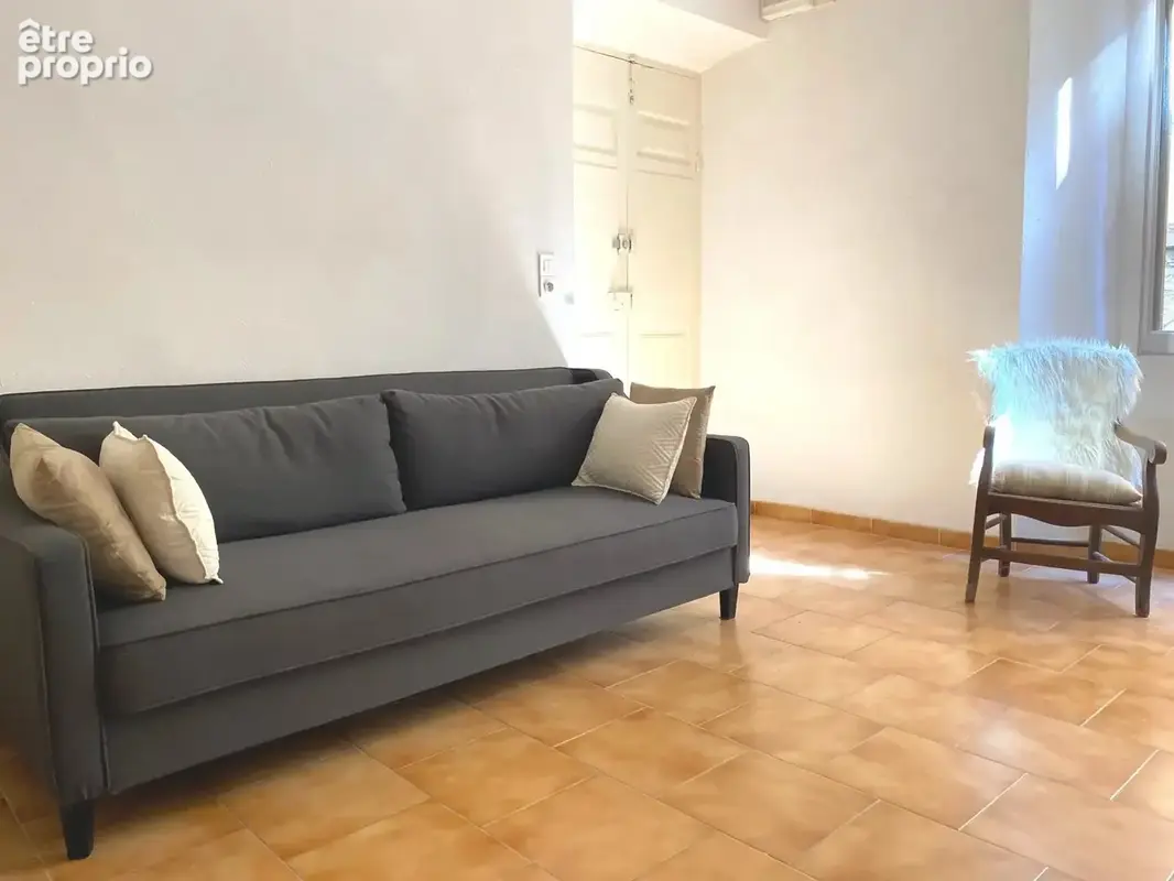 Appartement 2 pièces 41 m² à vendre à Entrevaux (04320) - photo 2