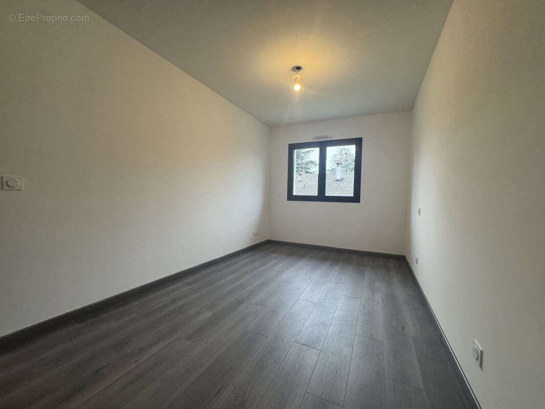 Maison à VETRAZ-MONTHOUX