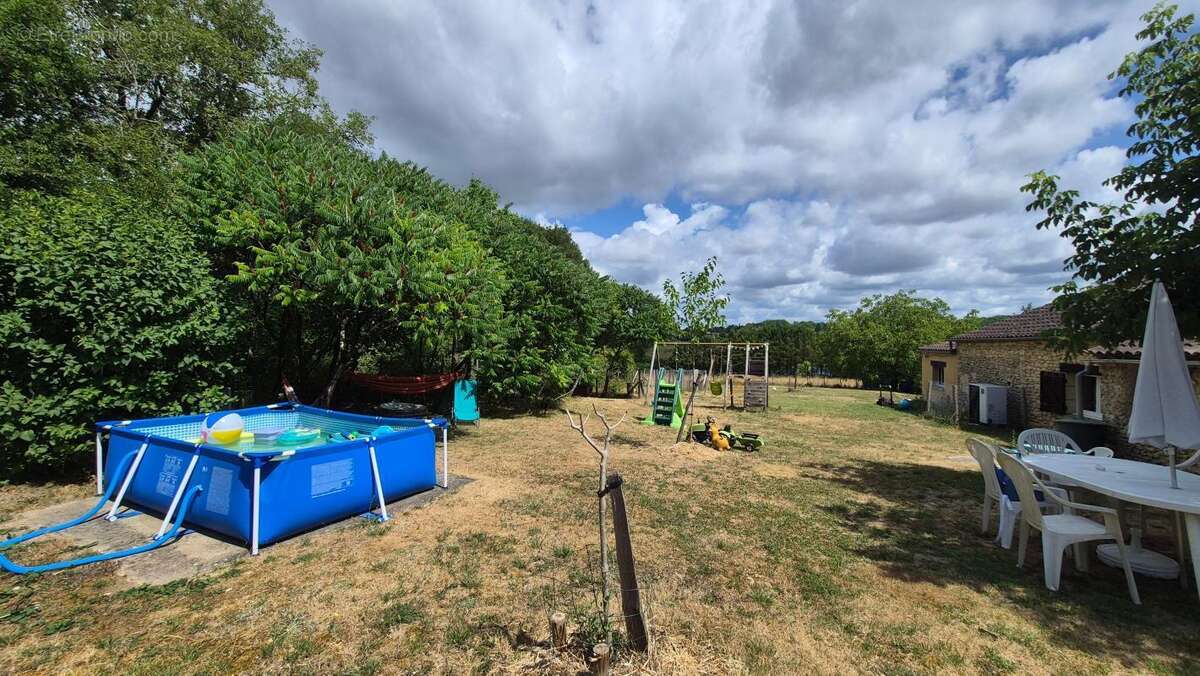 Maison en pierre sur les hauteurs - photo 18