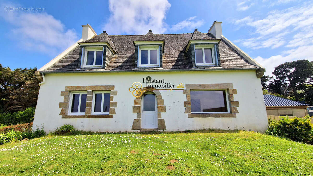 Maison à PLOUGASNOU
