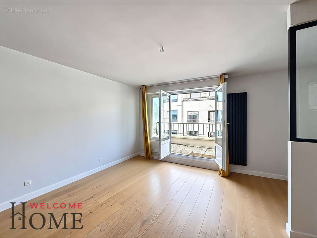 Appartement à LEVALLOIS-PERRET