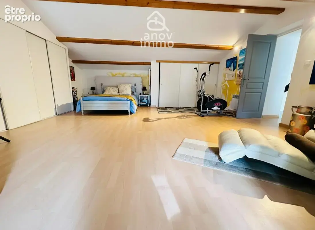 Grange rénovée avec goût   173 m2 habitables, 100 m2 de dépe - photo 10