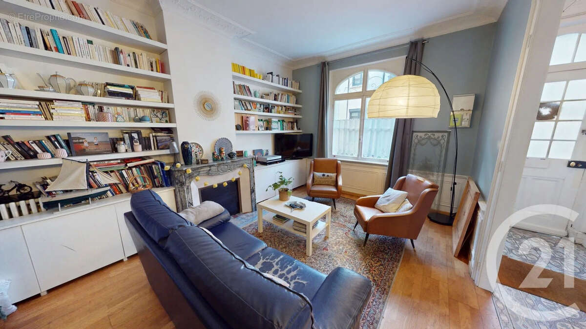 Maison à SAINT-QUENTIN