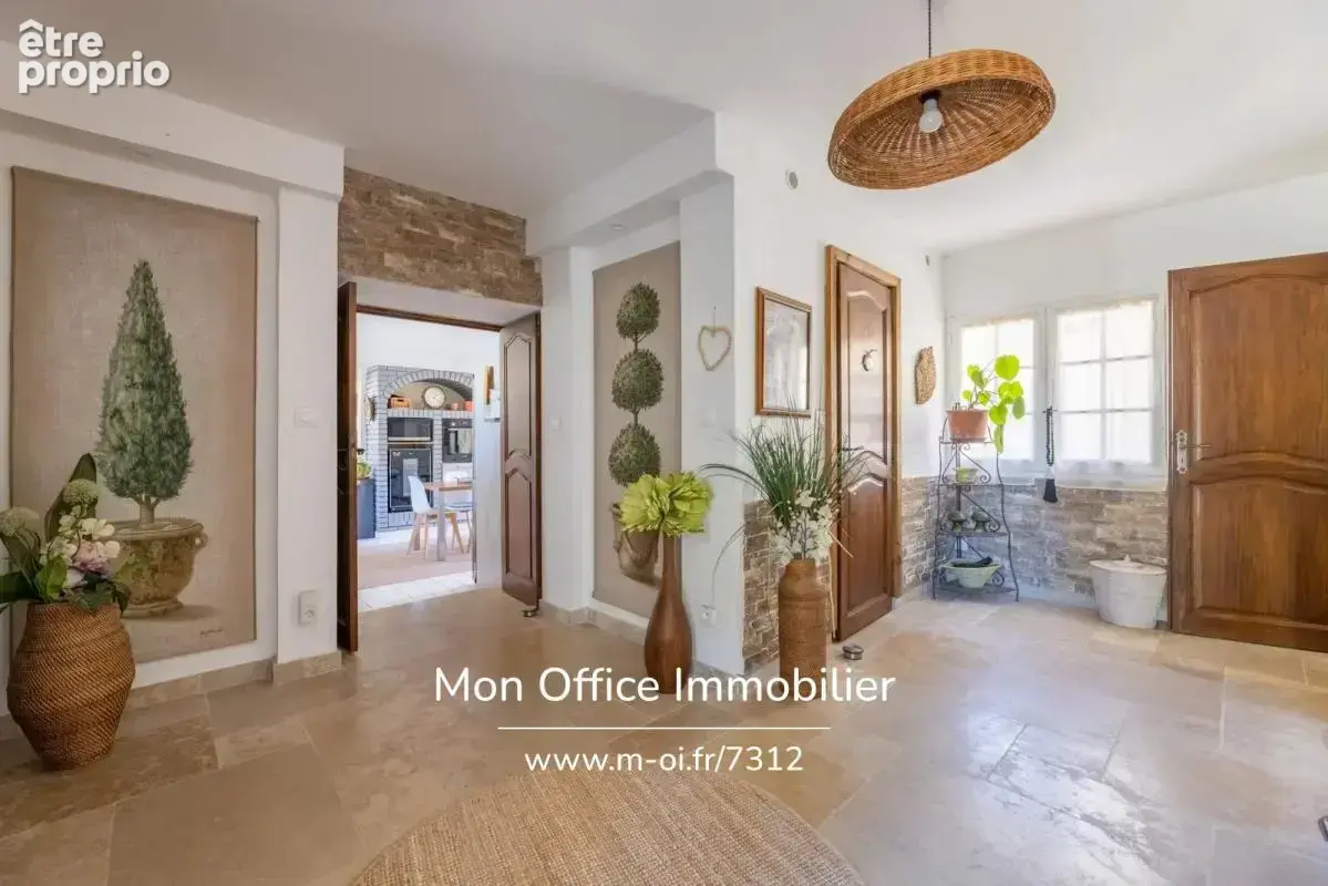 Référence : 7312-SKA - Une adresse de charme au cœur de la Provence - photo 35