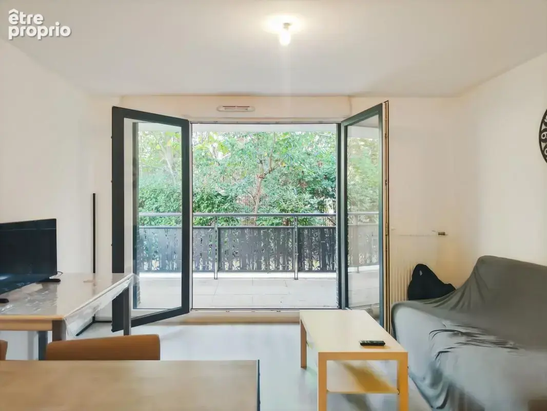  Idéal investisseur — T3 récent avec terrasse sans vis-à-vis et 2 parkings – OLIVET  - photo 3