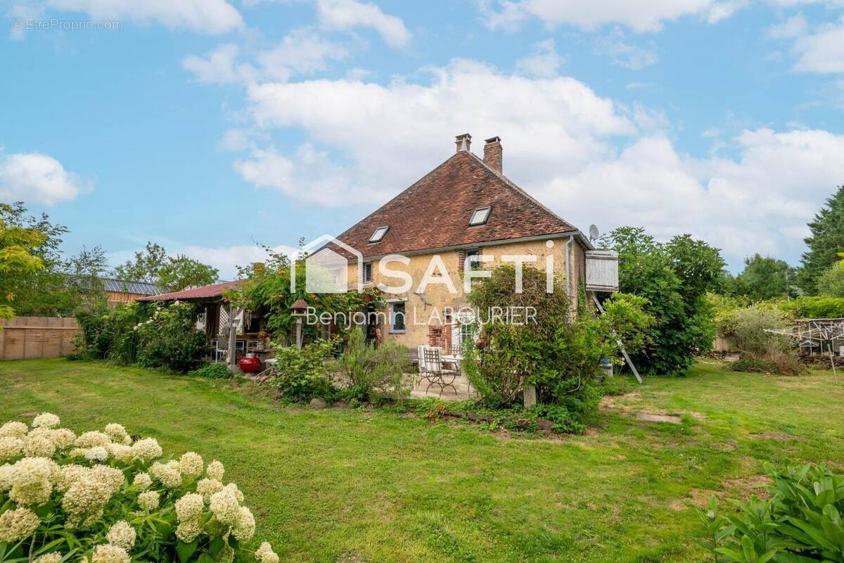 Photo 1 - Maison à TOUCY