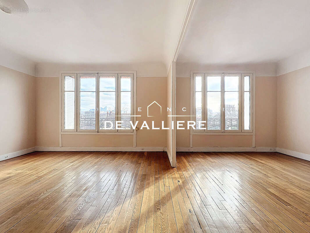 Appartement à NANTERRE