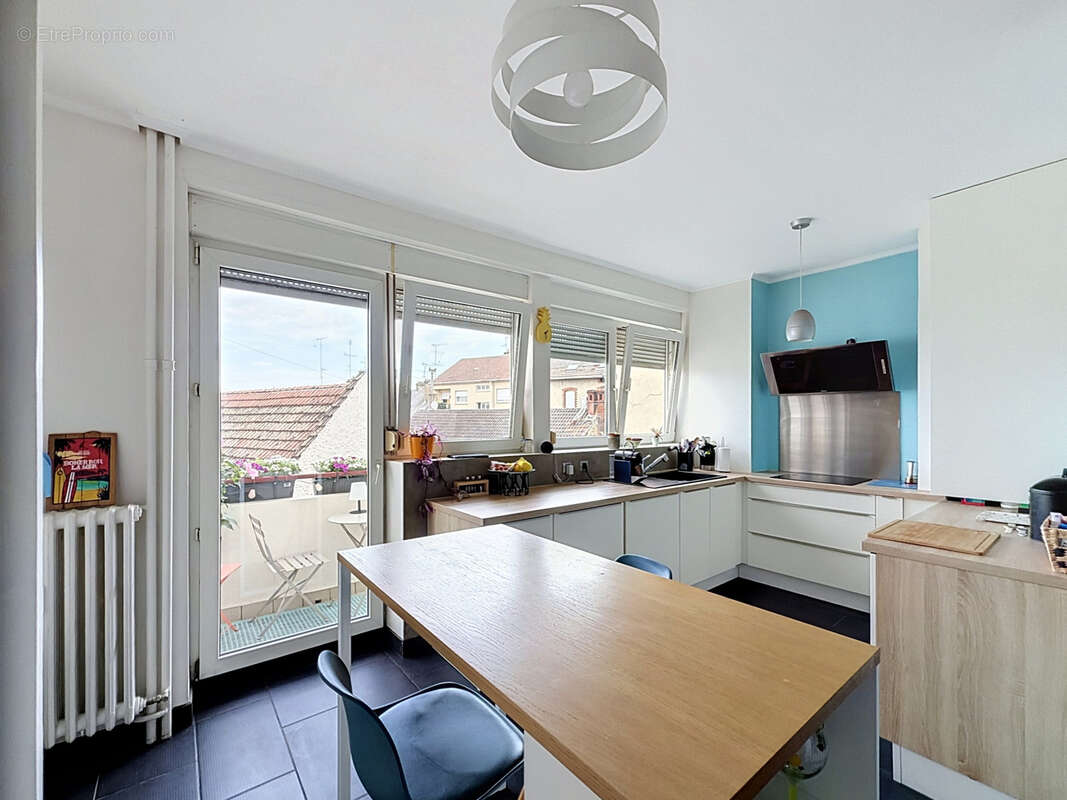 THIONVILLE   Quartier CENTRE-VILLE    F5 de 118,5 m2   2 chambres    1 bureau - ascenceur - photo 6