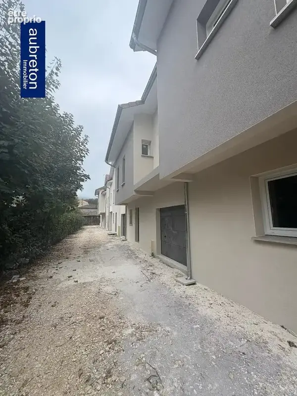 Maison 121 m² à Saint-Romans  - photo 7