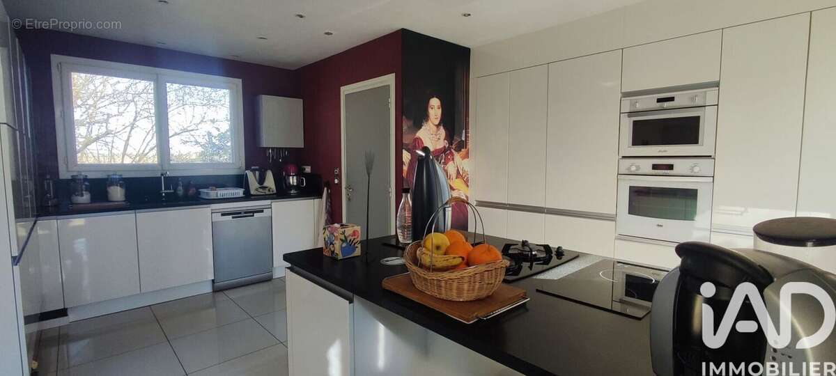 Maison 277 m² à Auge  - photo 7