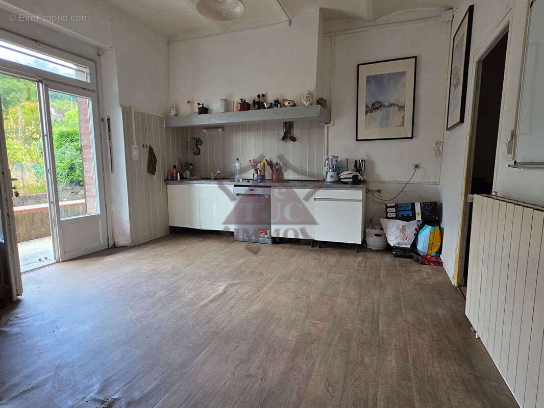 Maison a rennover - photo 4