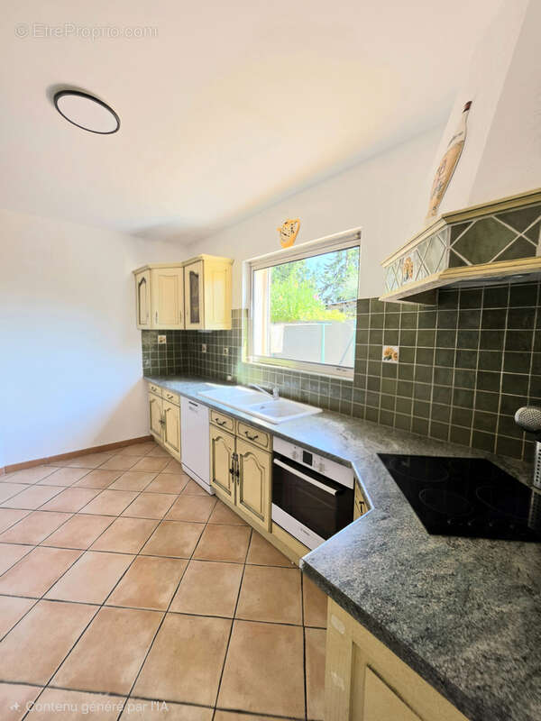 Appartement à HYERES