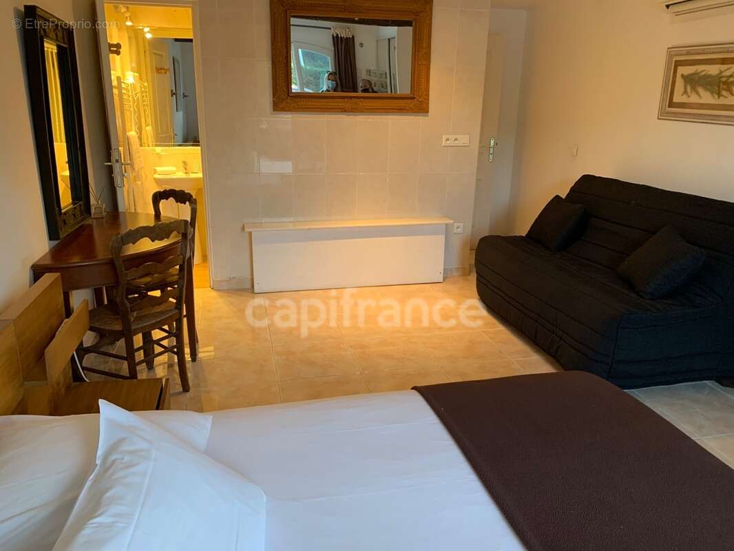 Var(83) Vente-Gassin-Golfe de Saint Tropez-BASTIDE et MAISON sur Terrain 2 117 m², 2 piscines-Bord de mer - photo 16