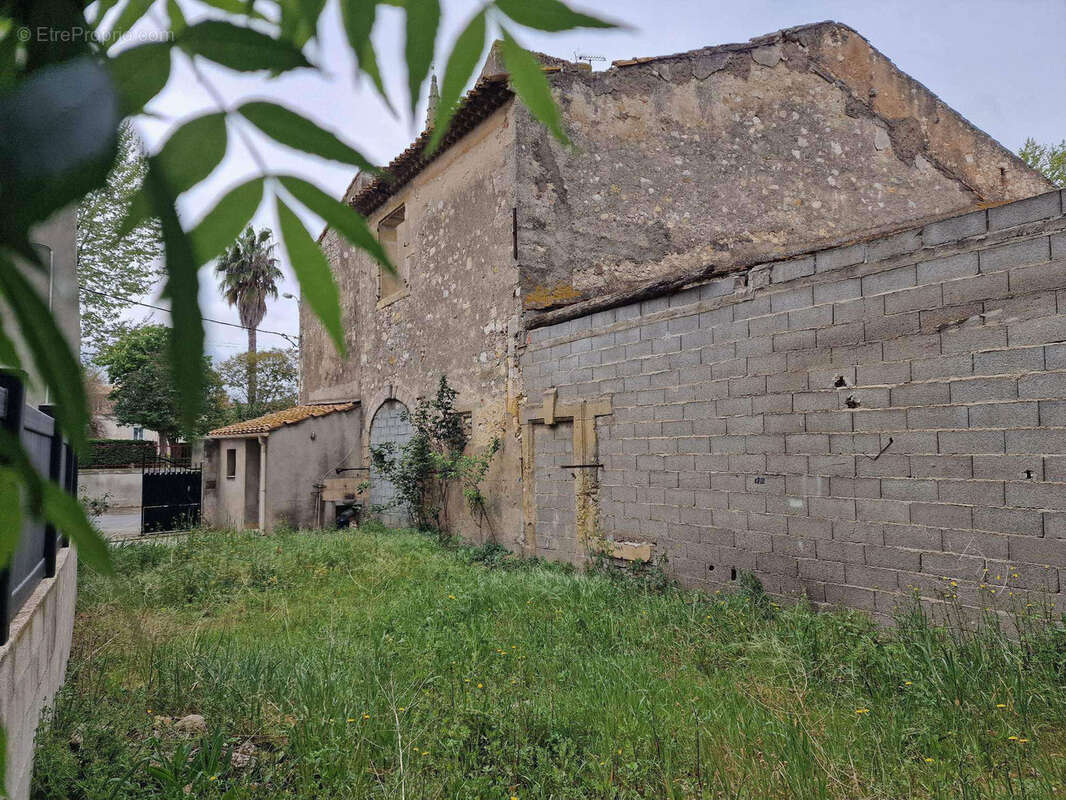 Maison à SALLES-D&#039;AUDE