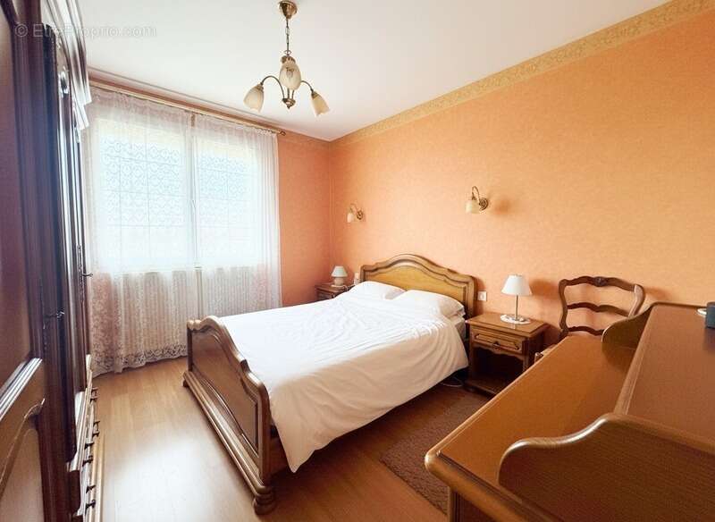 Maison à LA SUZE-SUR-SARTHE