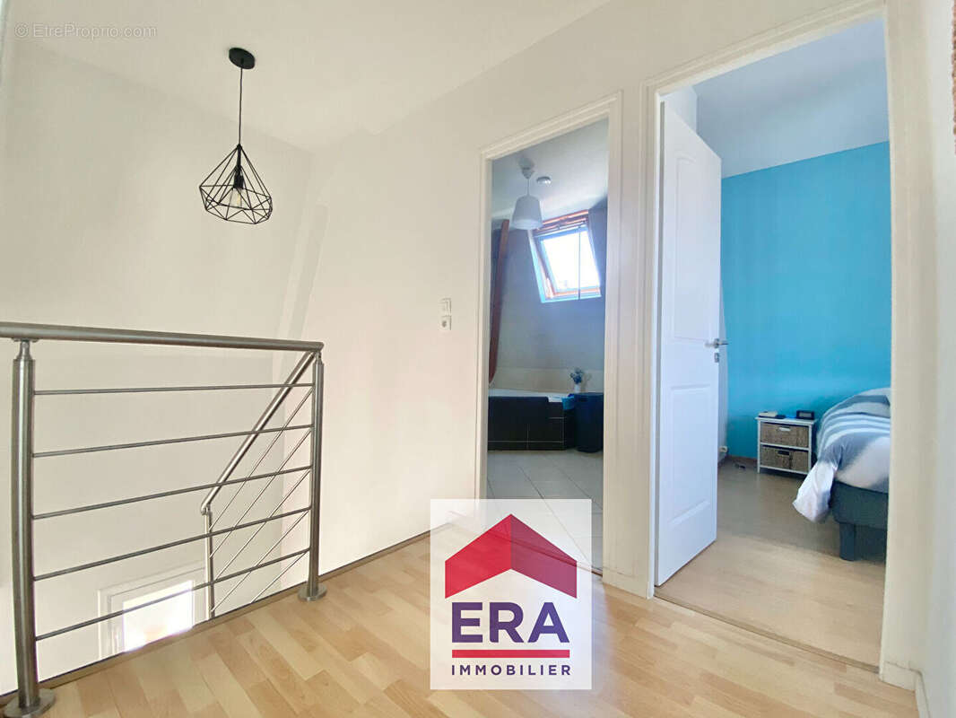 Maison à SARTROUVILLE