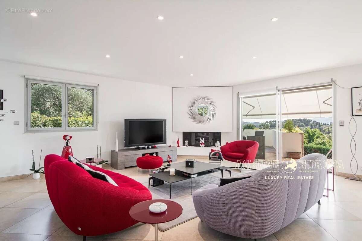 Maison à MOUGINS