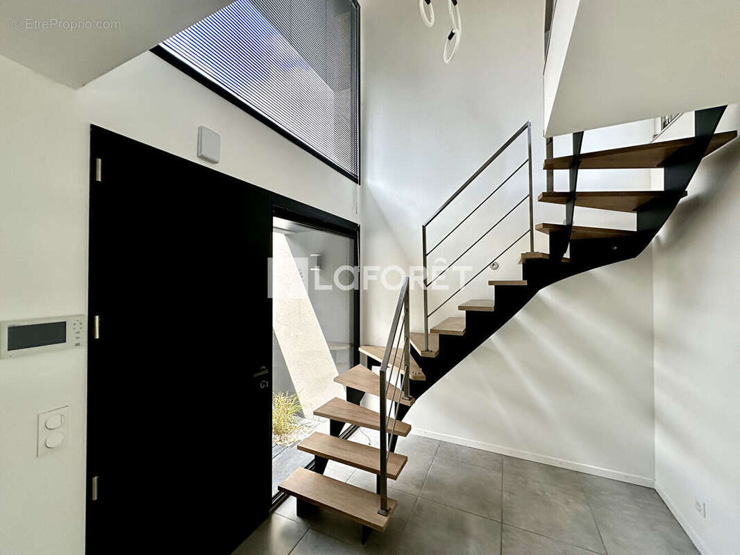 Maison à MERIGNIES