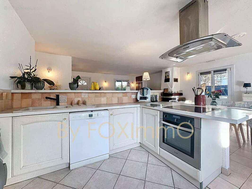 Maison à SAINT-JEANNET