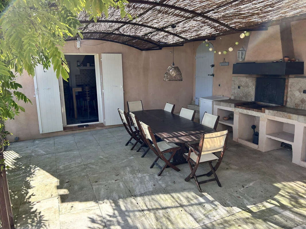Maison à MALLEMORT