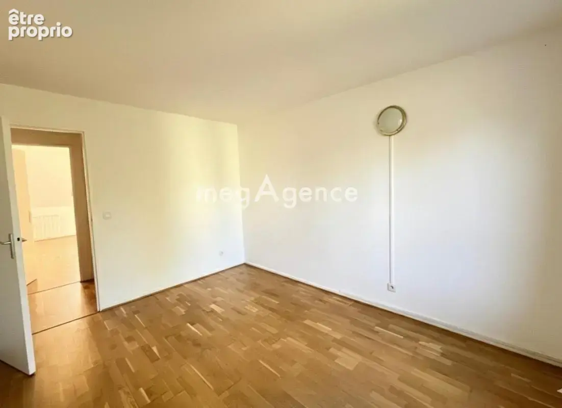 Maison familiale 182 m² – 5 chambres, jardin et garage – Centre village Saint-Nom-la-Bretèche (78860) - photo 16