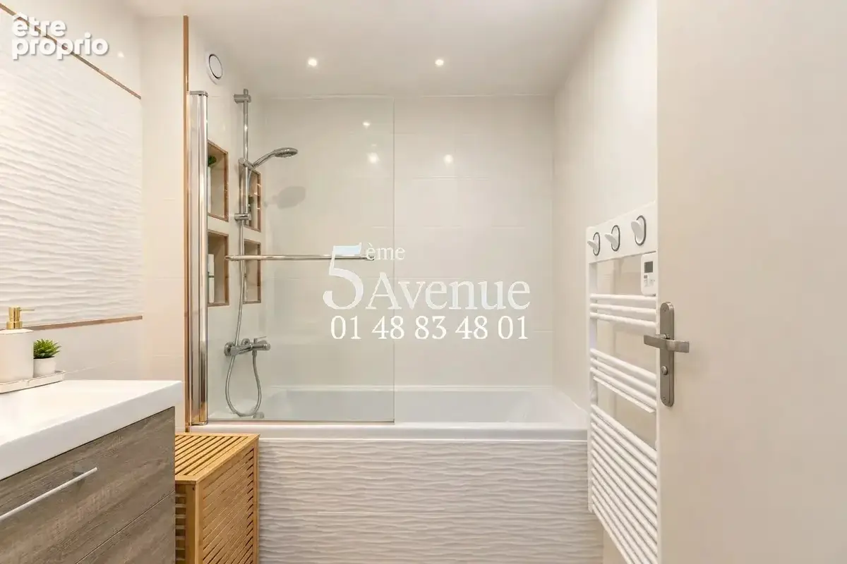 Appartement 3 pièces de 72 m² – Entièrement rénové avec box privatif - photo 10