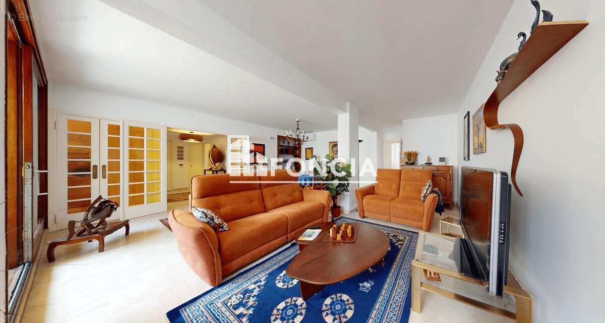 Exclusivite place catalogne t5 + cave + parking - photo 3