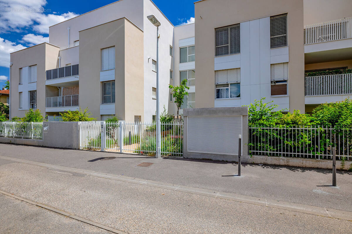 Appartement à LYON-8E