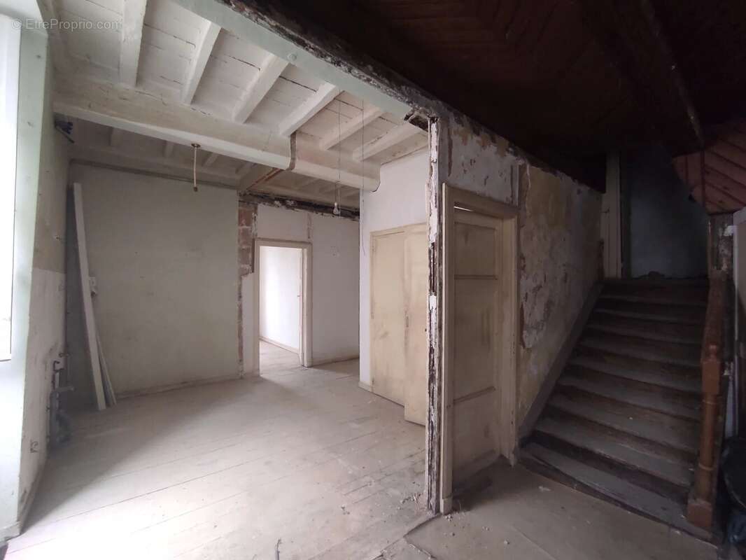 Appartement à MONTPEZAT-DE-QUERCY