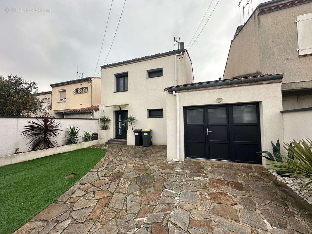 Maison à CARCASSONNE