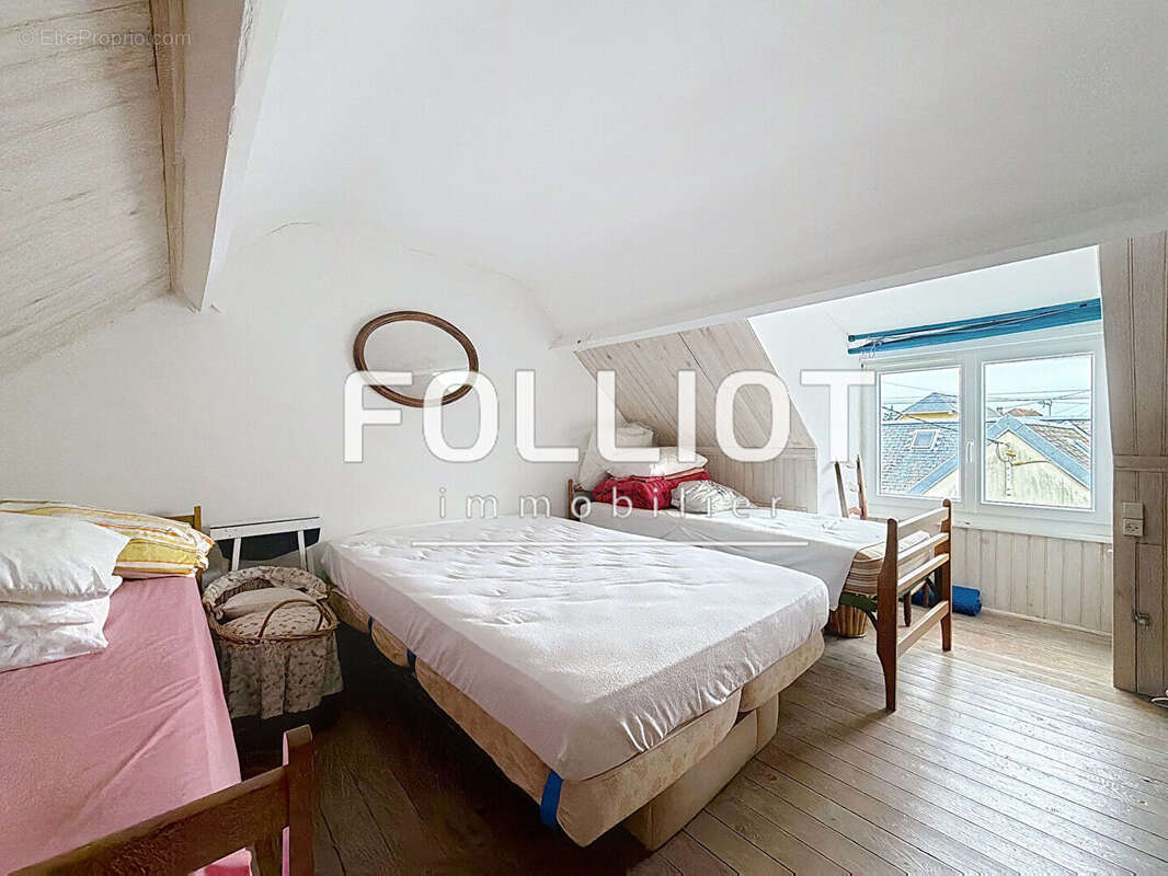 Maison à AGON-COUTAINVILLE