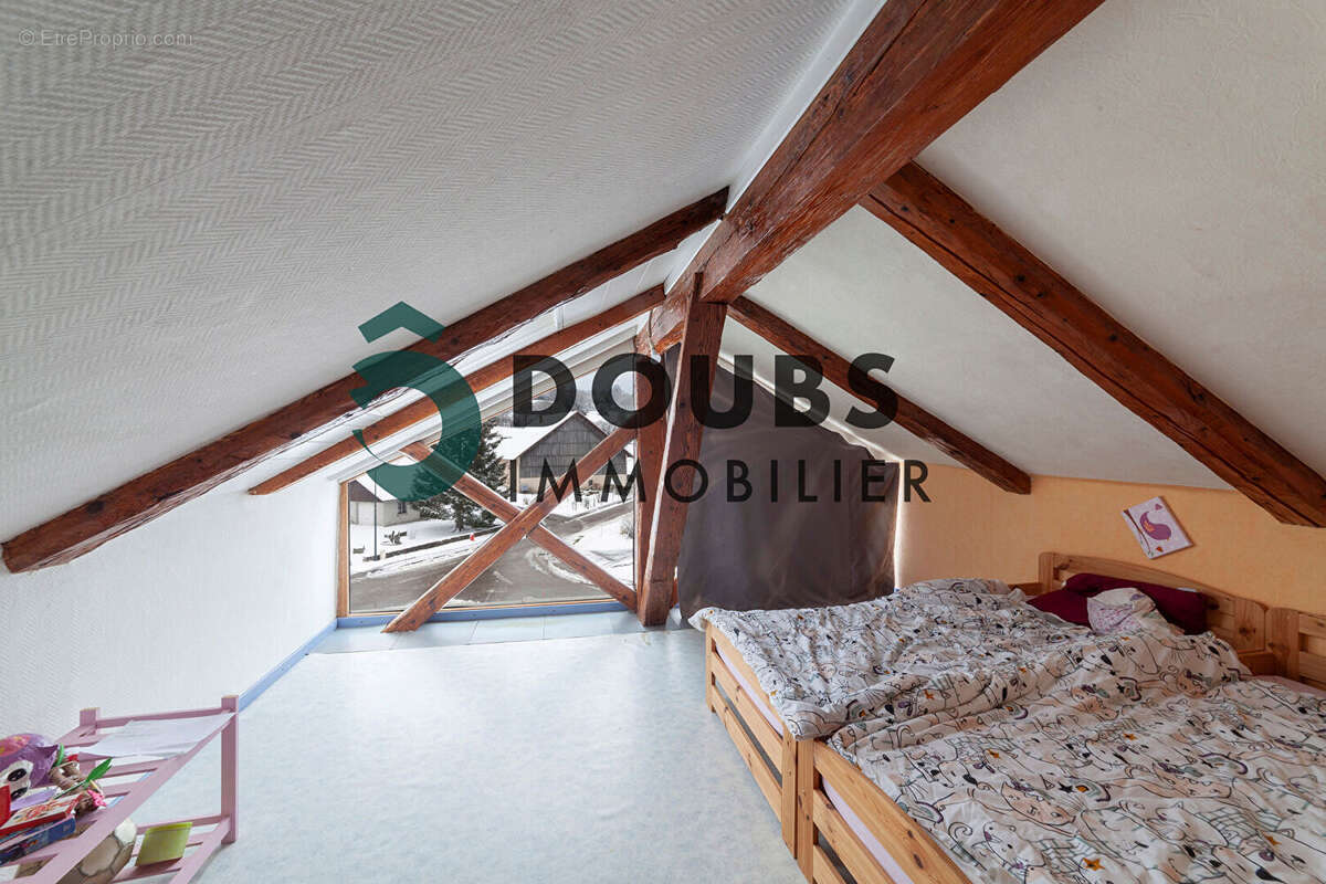 Appartement à FERRIERES-LE-LAC