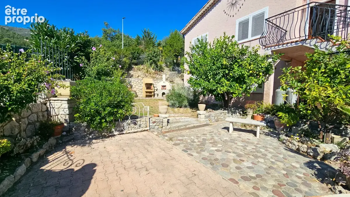 Maison 106m² à carros - photo 11