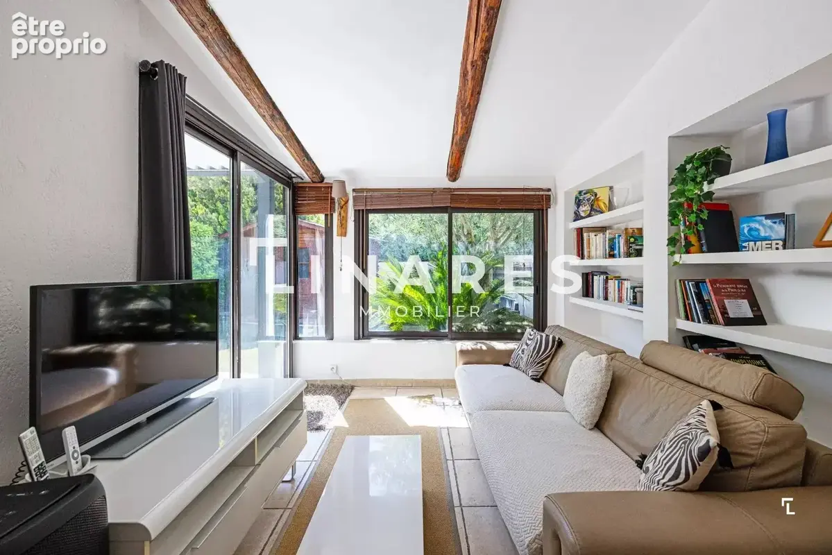 L'APAISANTE - Villa T4 de 121m² - Jardin de 186m² - Parking - 13011 LES ACCATES - photo 8