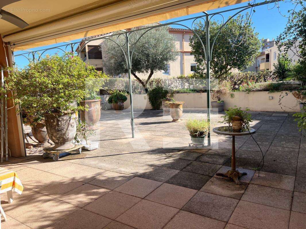 Appartement à NIMES