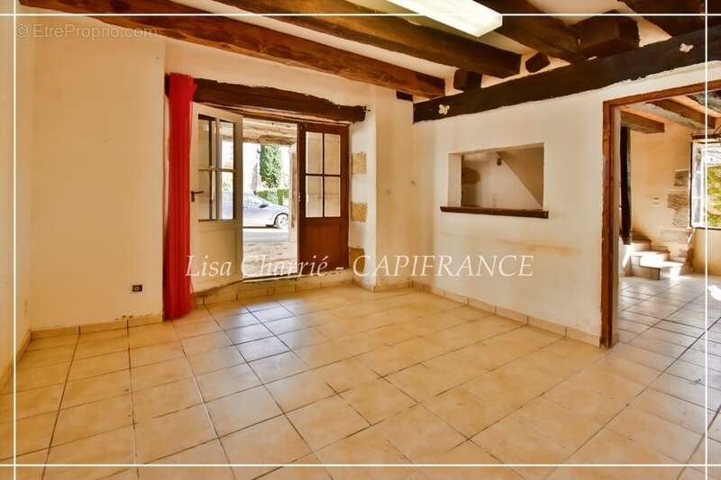 Maison à VIC-FEZENSAC