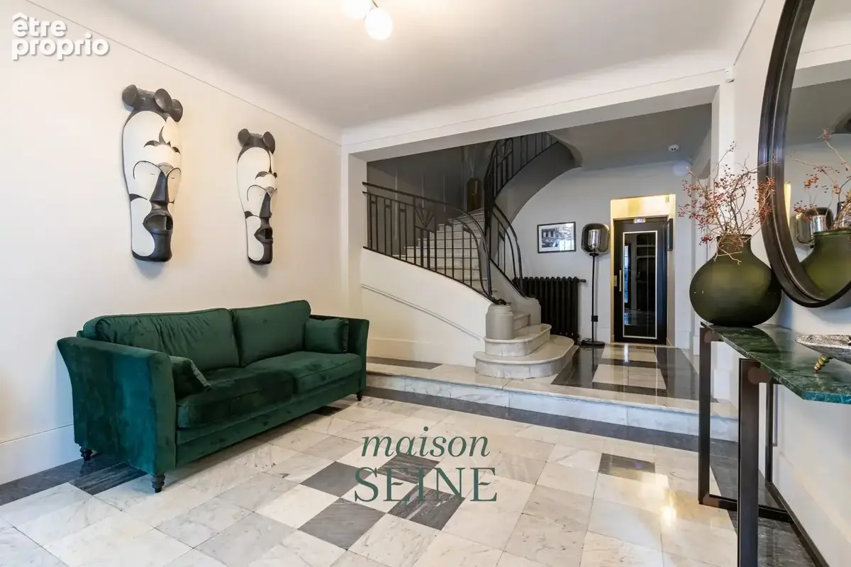 Neuilly sur Seine - Saint James - Hôtel particulier avec piscine et toit terrasse - Garage - photo 25