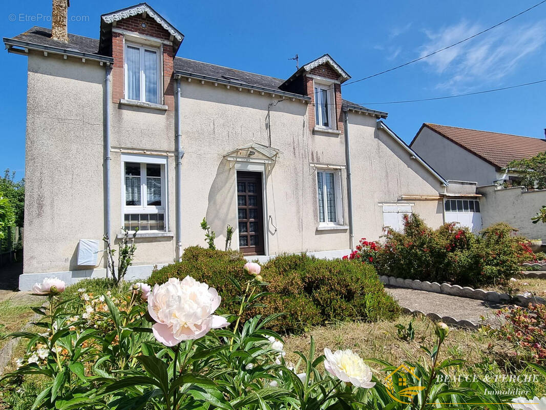 Maison à BROU