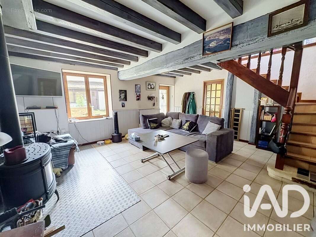 Maison 121 m² à Anet  - photo 2