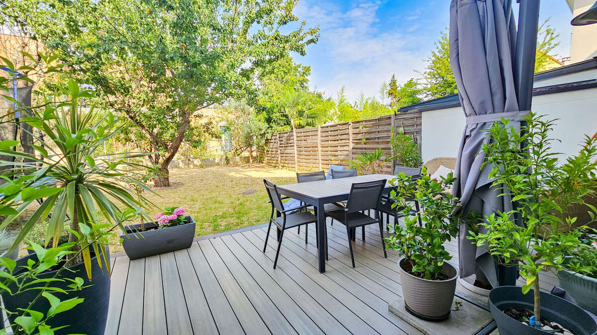 Thiais - maison contemporaine de 2017 - 160m² - sous-sol total - photo 7