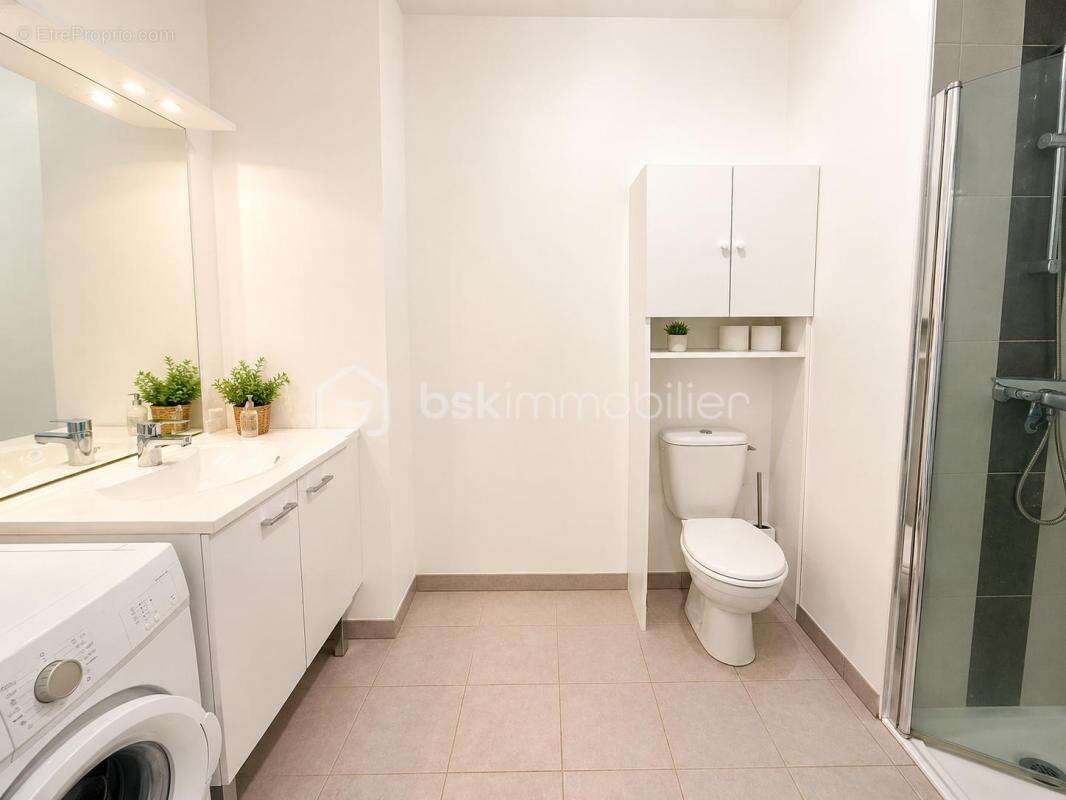 Appartement à SAINT-SEBASTIEN-SUR-LOIRE